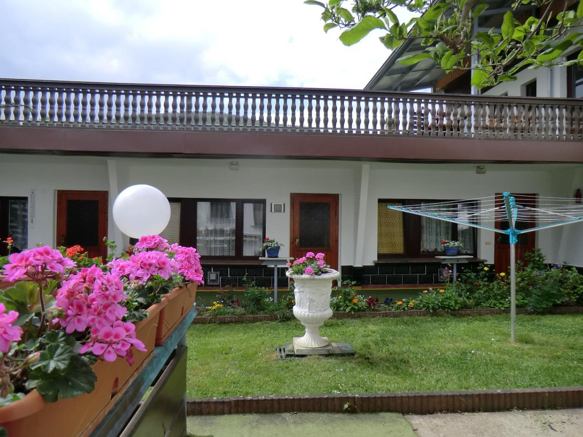 Pension Villa Broedel Bad Blankenburg Dış mekan fotoğraf
